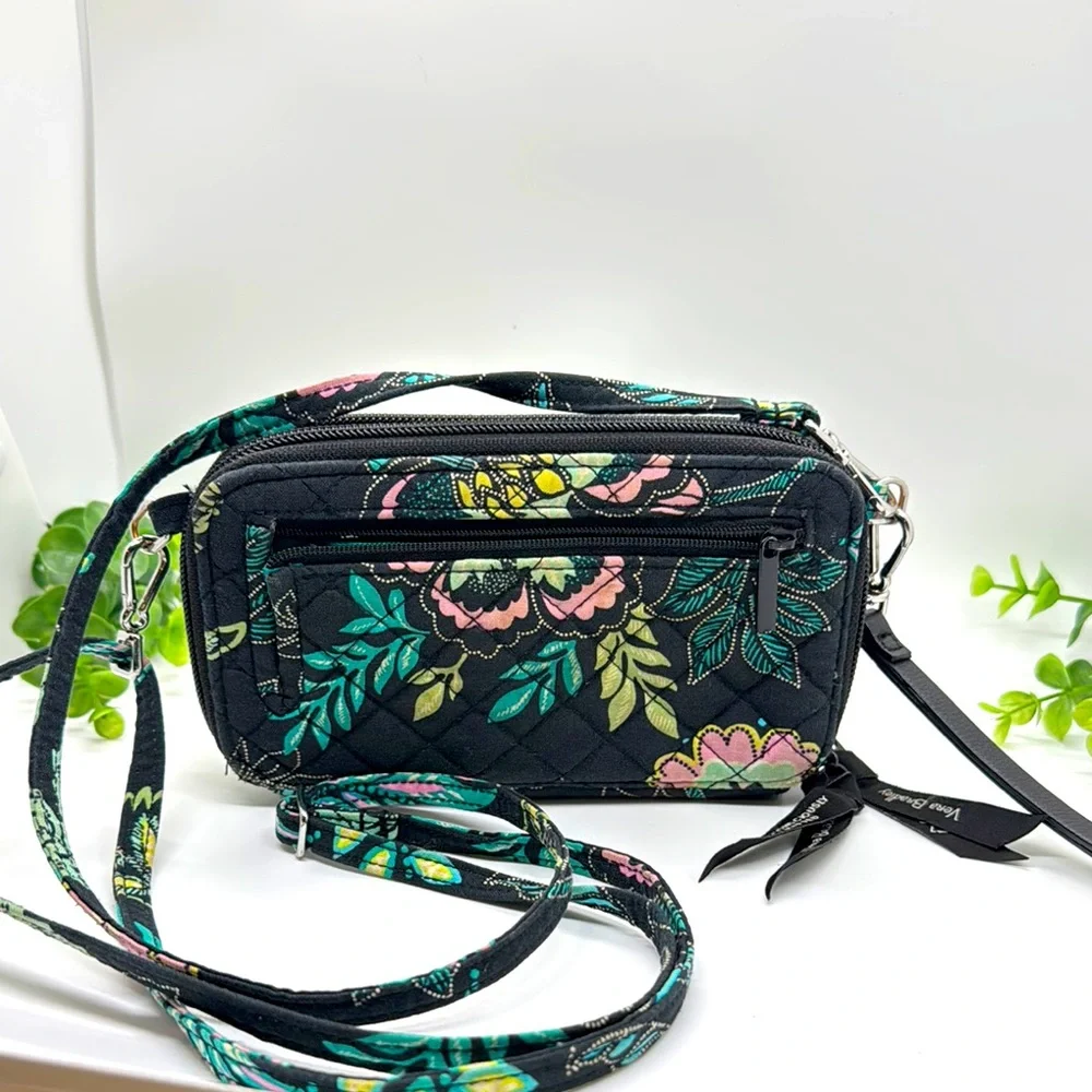 Vera Bradley all in one Floral Crossbody Bag/wallet-RFID